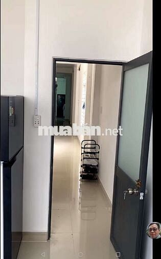 CHO THUÊ PHÒNG 25M2 MỚI ĐẸP CÓ NỘI THẤT HẺN C3 PHẠM HÙNG HẺM XE HƠI