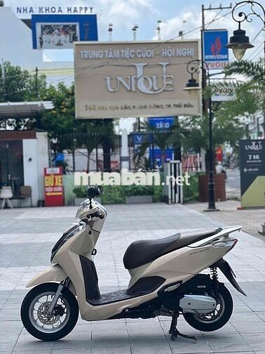 xe honda lead 2017 màu vàng đen len ken mới 95 %