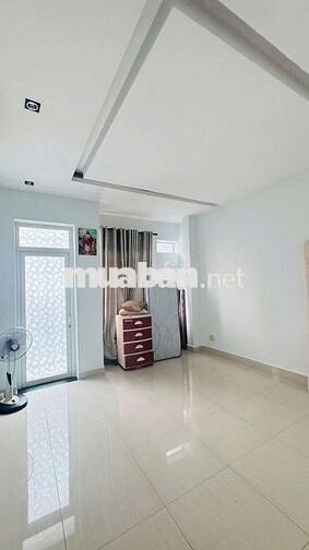 NHỈNH 7 TỶ , HẺM 6m , 70m2 ,5 TẦNG ,SÁT MT LÔ TƯ GIÁP TÂN PHÚ