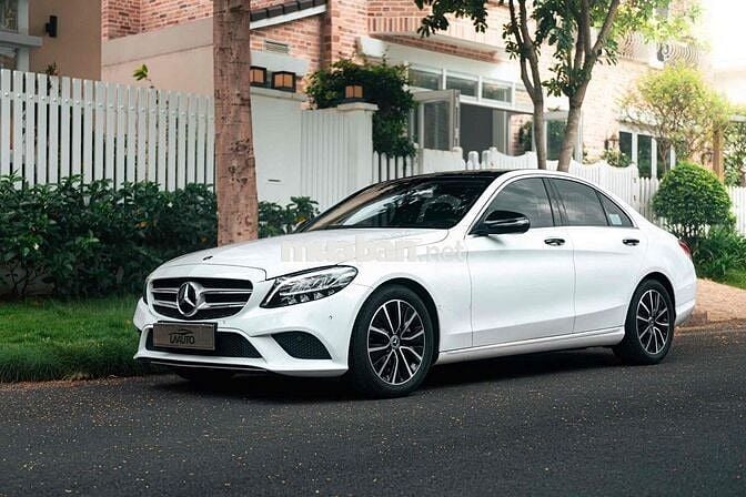 LONG ANH AUTO về Mercedes C200FL 2019