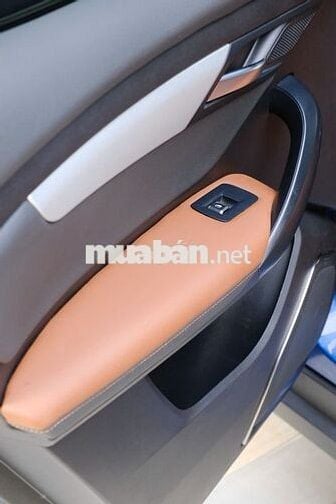 VinFast VF8 Plus 2023 - 48000 km