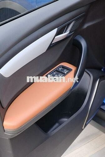 VinFast VF8 Plus 2023 - 48000 km