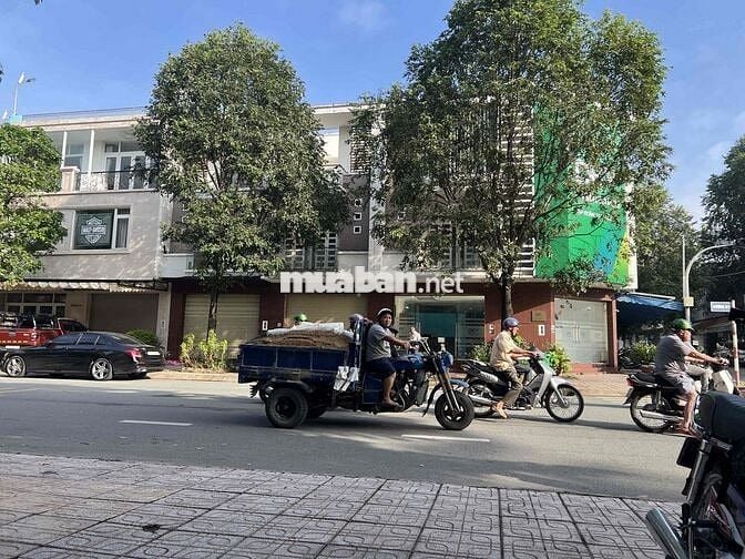 mặt tiền đường N1 khu D2D chính chủ