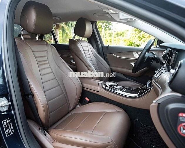 LONG ANH AUTO về Mercedes E200 model 2017