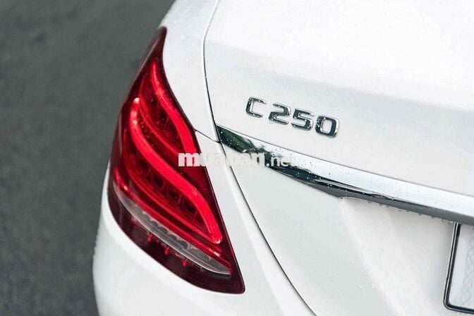 Mercedes Benz C Class 2018 C250 Exclusive - 739tr