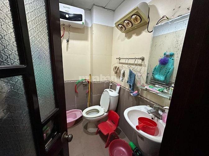 Chính chủ cho thuê nhà 3 tầng 1 tum tại ngõ 43 Tân Xuân, Xuân Đỉnh