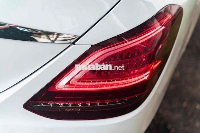 LONG ANH AUTO về Mercedes C200FL 2019