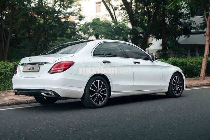 LONG ANH AUTO về Mercedes C200FL 2019