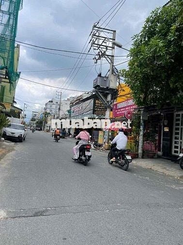NHÀ MT 12M KINH DOANH- ĐÚC 5 TẤM KO LỘ GIỚI