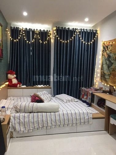 BÁN NHÀ HẺM NGAY ĐẦU CHỢ TÔ HIẾN THÀNH QUẬN 10