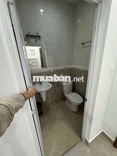 NGUYÊN CĂN BÌNH THẠNH KD TỰ DO (HẺM XE TẢI ) NGANG 4M