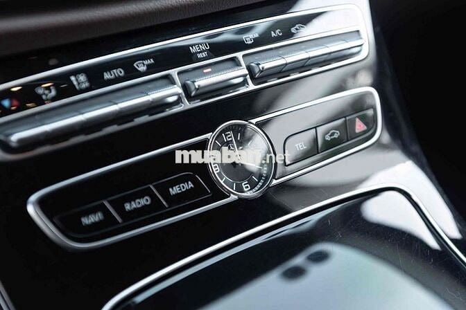 Mercedes Benz E Class 2016 E200 - 90000 km