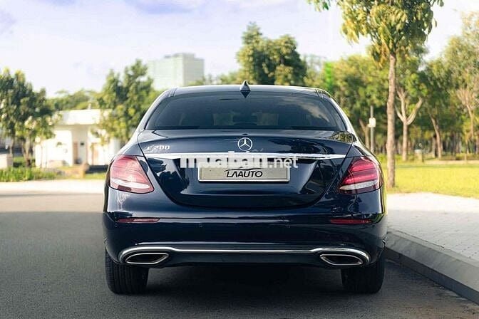Mercedes Benz E Class 2016 E200 - 90000 km