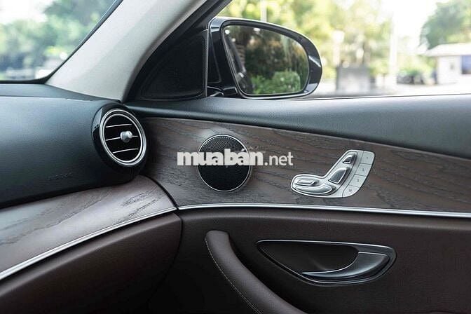 Mercedes Benz E Class 2016 E200 - 90000 km