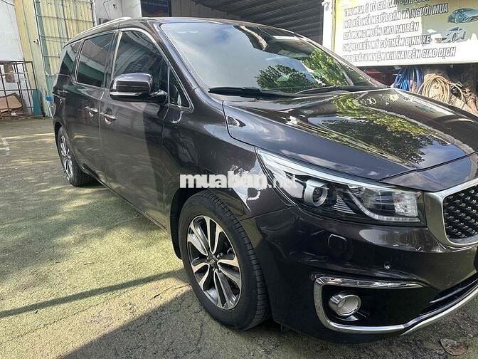 Kia Sedona 2017 2.2L DATH - 120000 km