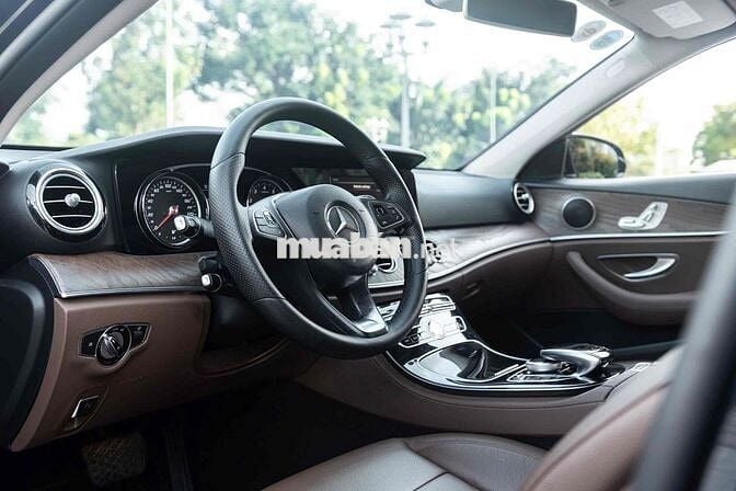 Mercedes Benz E Class 2016 E200 - 90000 km