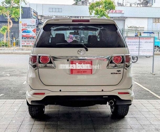 Toyota Fortuner 2016 số tự động màu trắng máy xăng