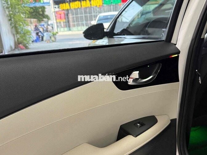 Kia K3 2022 Màu trắng Full đồ chơi
