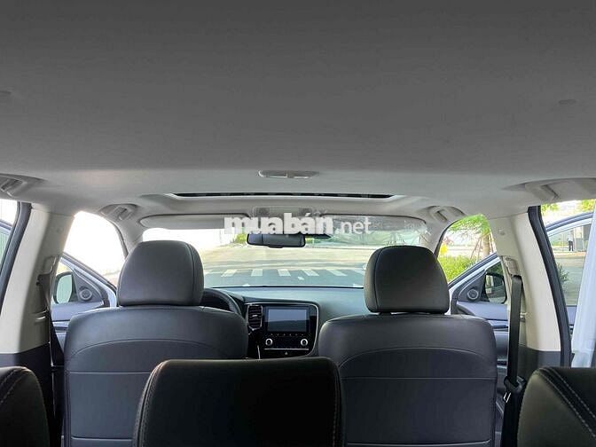 Outlander đk 2024 bản premium cao cấp