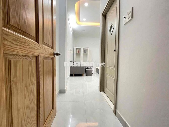 Phòng Cho Thuê Tại Hoàng Sa Quận 1 Gần cầu Điện Biên phủ