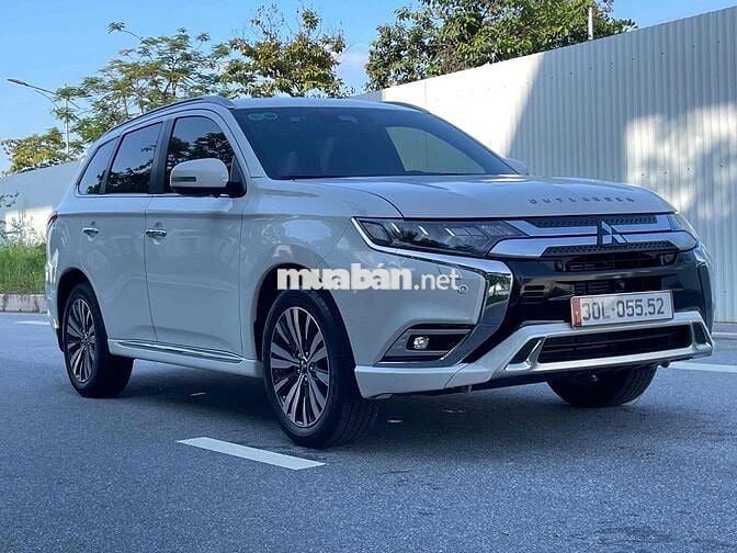 Outlander đk 2024 bản premium cao cấp