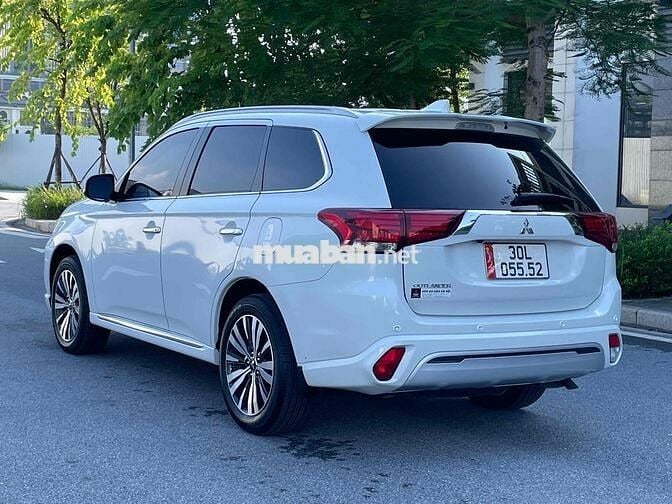 Outlander đk 2024 bản premium cao cấp