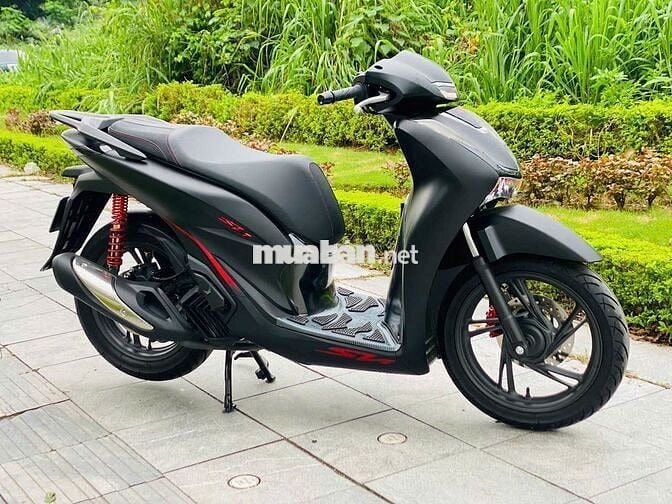 HONDA SH 160 MÀU ĐEN NHÁM CHẠY 200KM MỚI TINH