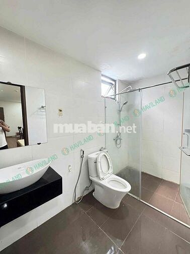 CĂN STUDIO NGAY TRUNG TÂM THÀNH PHỐ