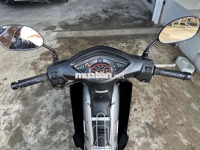 xe mới dọn ken đầu nồi chưa rớt cần tiền bán gắp
