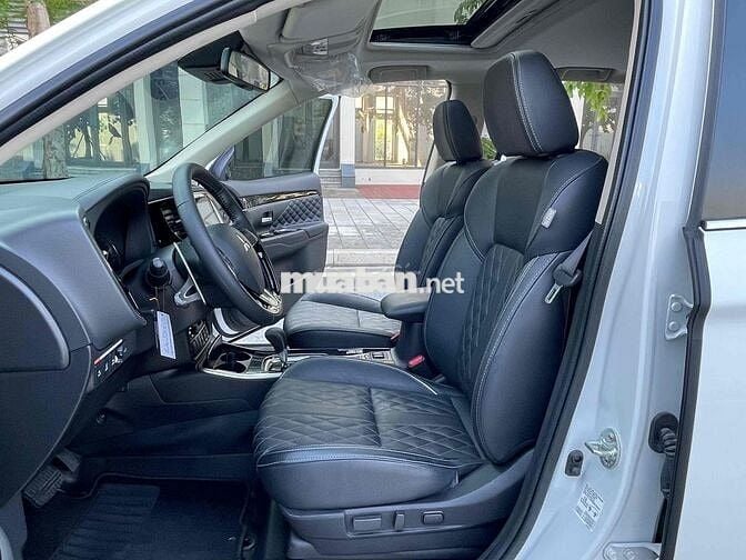 Outlander đk 2024 bản premium cao cấp