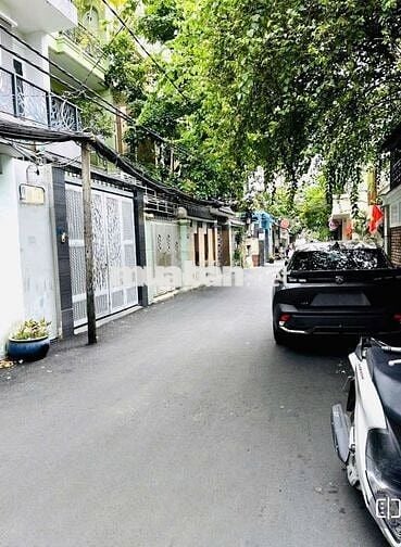 Cho thuê nhà Hẻm Xe Hơi 351 Lê Văn Sỹ, Phường 13, Quận 3.