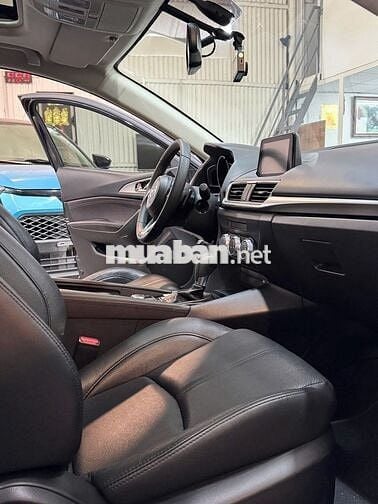 Mazda 3 2018 1.5 FL  Sedan rất mới 01 chủ 17.000km