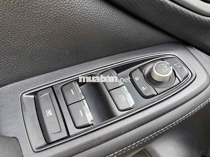 Subaru Forester 2019 2.0i-S EyeSight - Giá Tốt