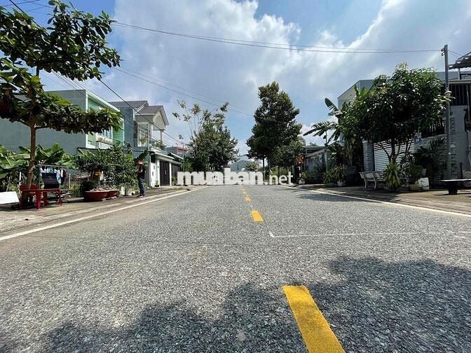 Chính Chủ Cần Bán Gấp Lô Đất Giá Ngộp Kế Siêu Thị AEON TP Mới