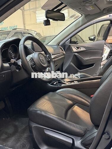 Mazda 3 2018 1.5 FL  Sedan rất mới 01 chủ 17.000km