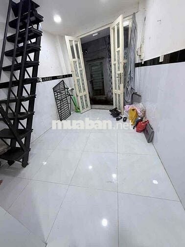🔥CHỈ 1.95 TỶ CÓ NHÀ 3 TẦNG- 15m2 - 2 PN -3WC - BÌNH THẠNH TIẾP GIÁP Q1