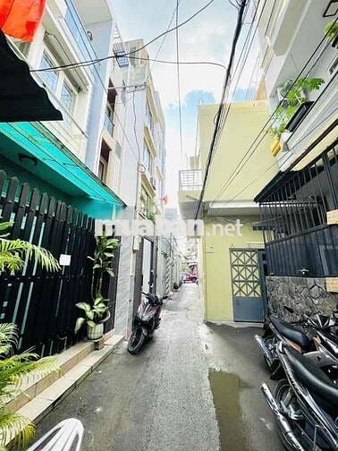 🔥CHỈ 1.95 TỶ CÓ NHÀ 3 TẦNG- 15m2 - 2 PN -3WC - BÌNH THẠNH TIẾP GIÁP Q1
