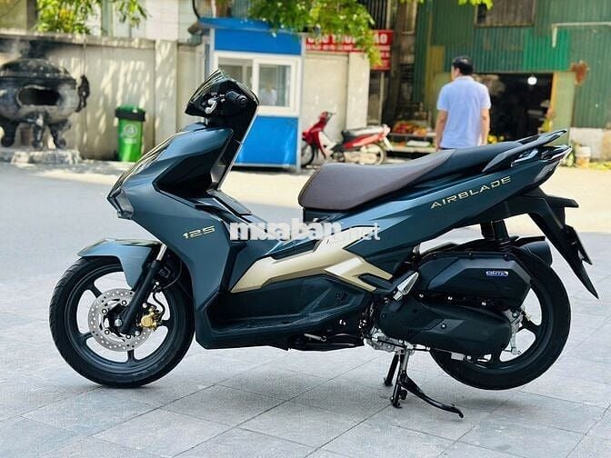 HONDA AIR BLADE 125 XANH ĐÁ MỚI ZIN CHẤT CHÍNH CHỦ
