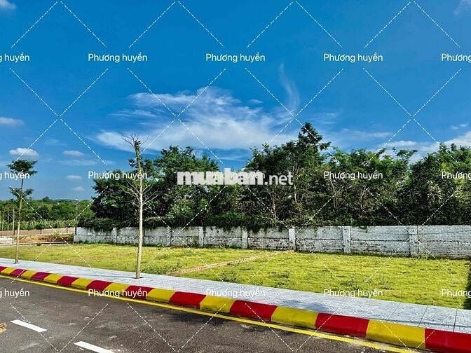 HÀNG HOT PHÂN LÔ TẠI HOÀ LẠC NHANH TAY ĐỂ NHẬN 3C VÀNG