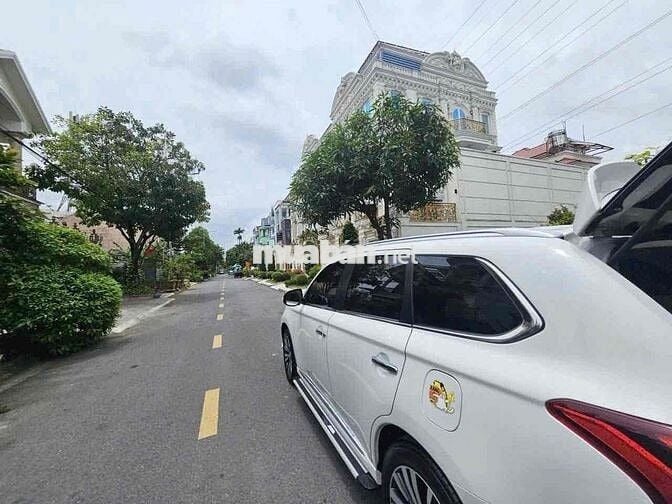 Bán Nền Đất Biệt Thự Siêu VIP 1/ Lê Thị Riêng - 15x25- Đường 12m Nhựa