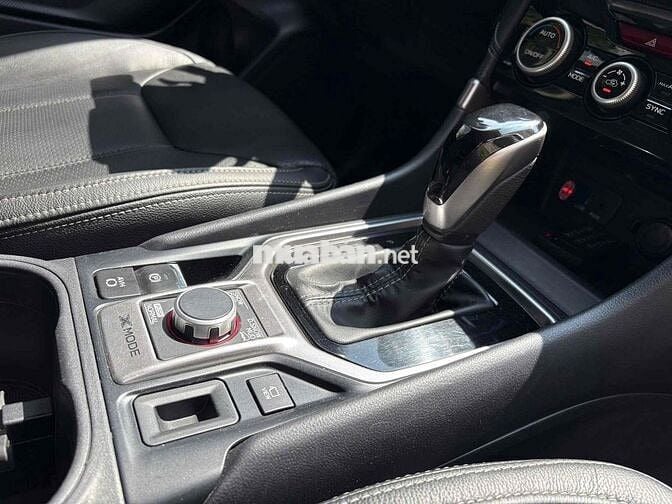 Subaru Forester 2019 2.0i-S EyeSight - Giá Tốt
