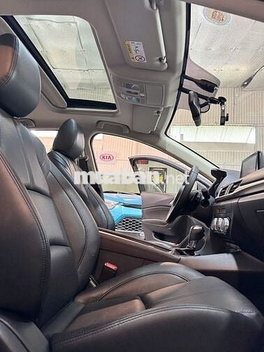 Mazda 3 2018 1.5 FL  Sedan rất mới 01 chủ 17.000km