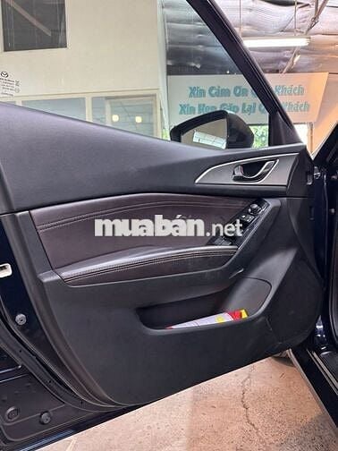 Mazda 3 2018 1.5 FL  Sedan rất mới 01 chủ 17.000km