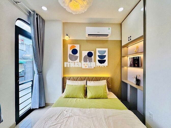 HÀNG HIẾM , MẶT TIỀN ĐƯỜNG KINH DOANH MUA BÁN NHỘN NHỊP SẦM UẤT
