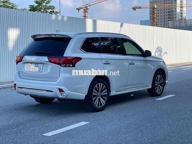 Outlander đk 2024 bản premium cao cấp