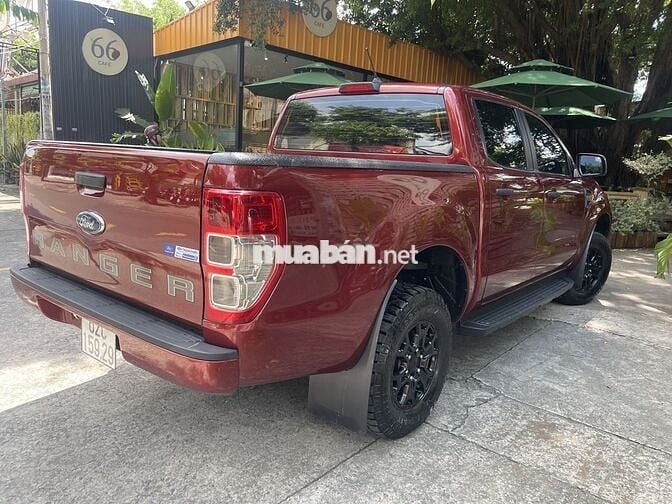 Ford Ranger 2020 XLS 2.2L 4x2 AT - Sporty cực đẹp