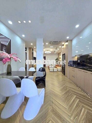 Bán gấp căn hộ Tòa Vườn Xuân 91 Nguyễn Chí Thanh. DT 94m gồm 3pn, 2wc.
