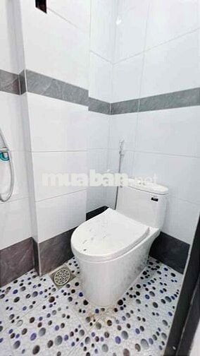(#1508) CÁCH MẶT 💵 50m . NHÀ MỚI 2 TẦNG KIÊN CỐ TẠI BẾN VÂN ĐỒN F5 Q4
