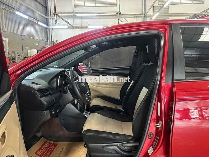 Toyota Yaris màu đỏ 2016 máy 1.5E nhập thái xe zin