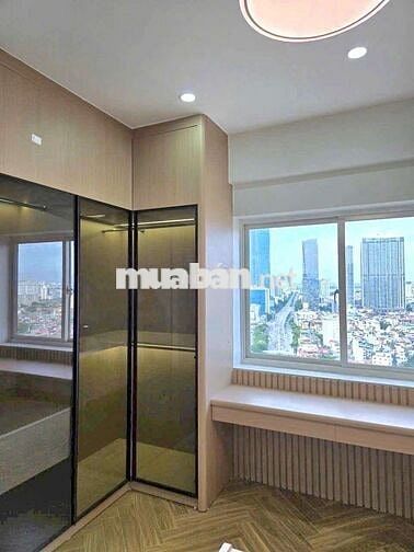 Bán gấp căn hộ Tòa Vườn Xuân 91 Nguyễn Chí Thanh. DT 94m gồm 3pn, 2wc.